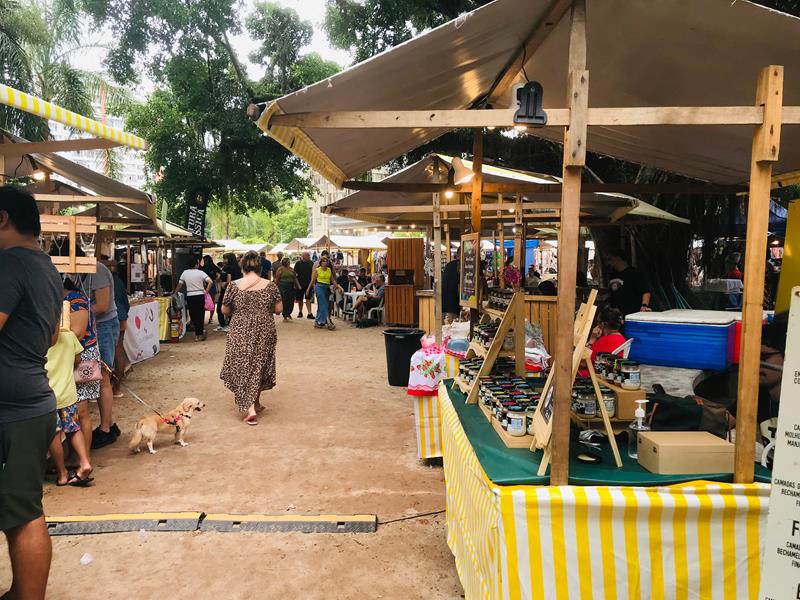 Feira O Fuxico promove edição Especial de Natal